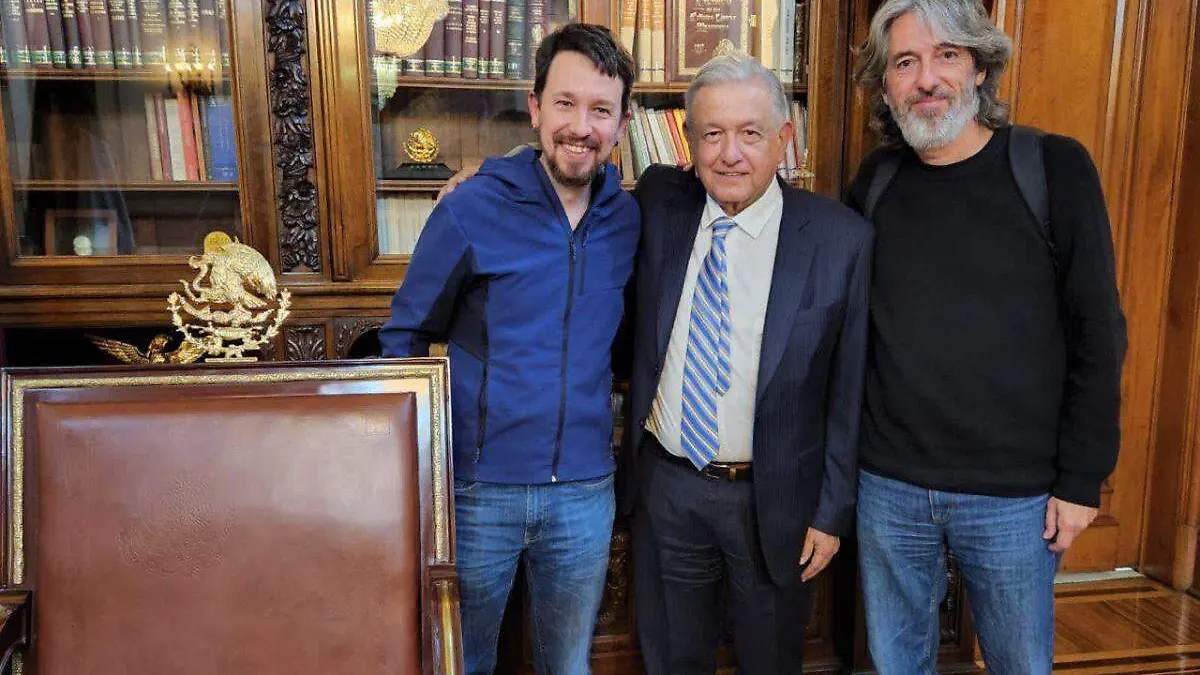 Recibe AMLO a Pablo Iglesias, líder de Podemos y acusado de corrupción en España